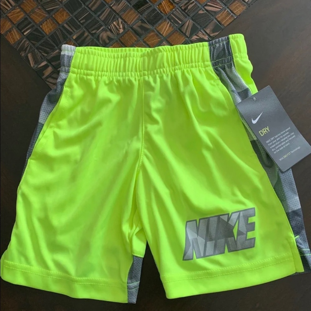 Nike Shorts Boys 4T
